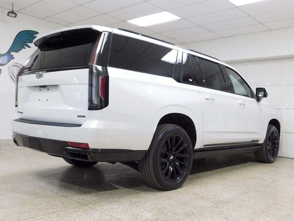 Cadillac Escalade ESV Sport AWD 2024