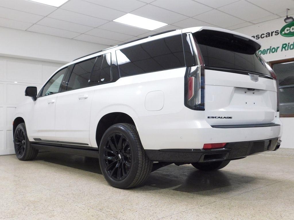 Cadillac Escalade ESV Sport AWD 2024
