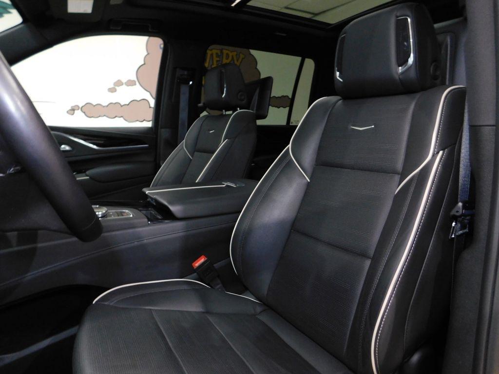 Cadillac Escalade ESV Sport AWD 2024