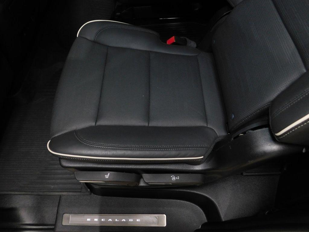 Cadillac Escalade ESV Sport AWD 2024