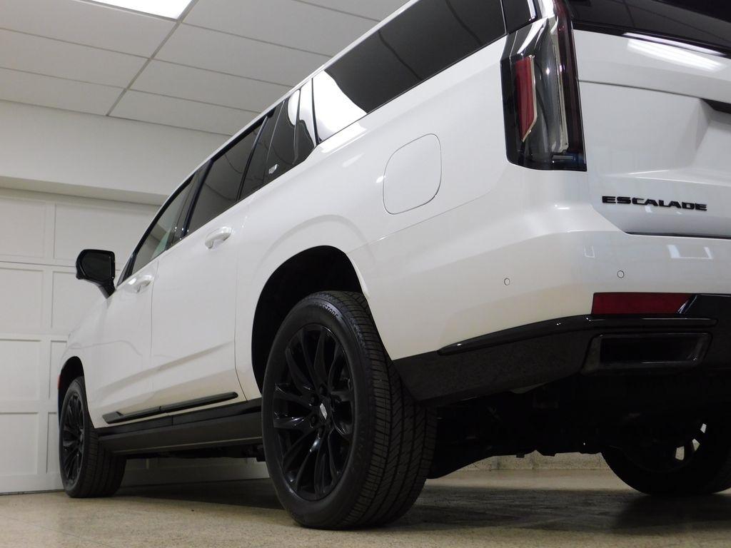 Cadillac Escalade ESV Sport AWD 2024