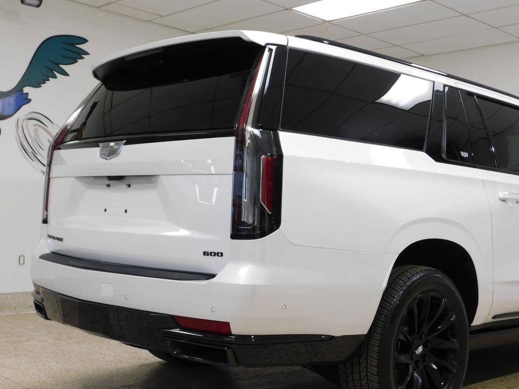 Cadillac Escalade ESV Sport AWD 2024