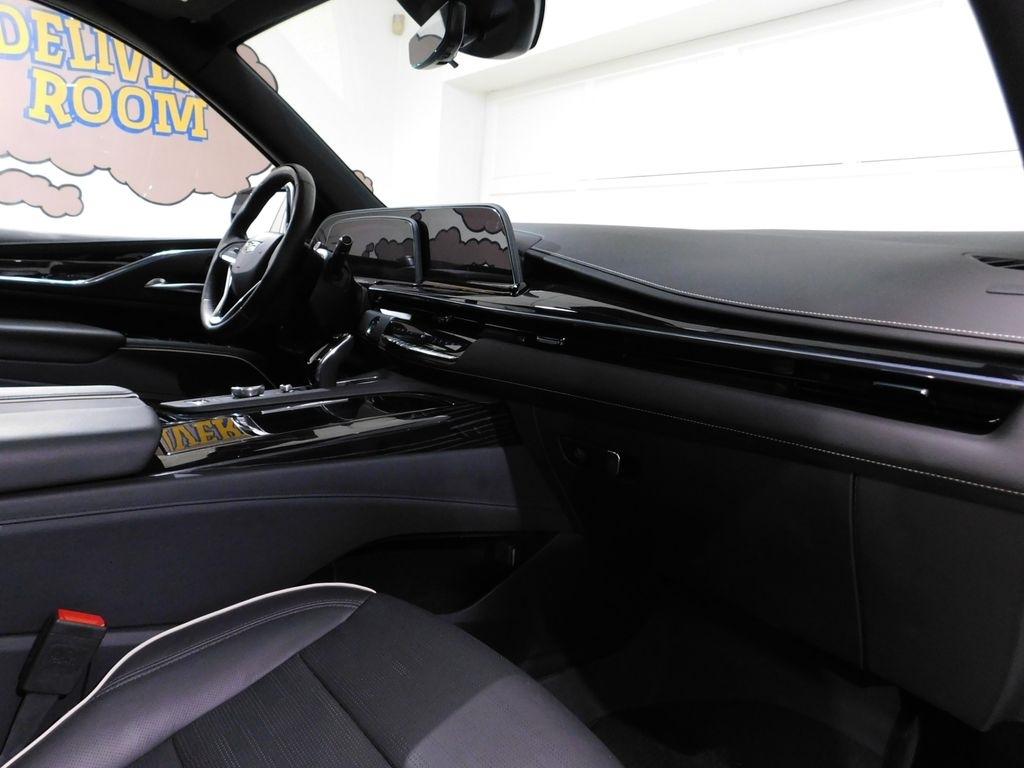 Cadillac Escalade ESV Sport AWD 2024