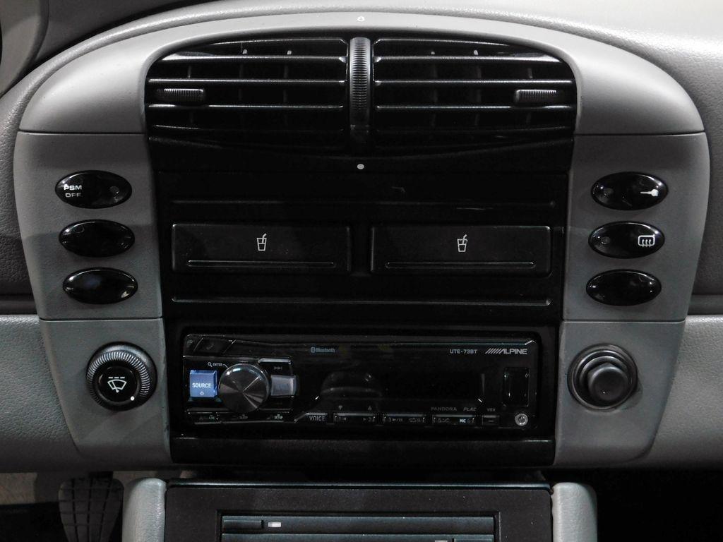 Porsche 911 Carrera 4 Coupe 2001