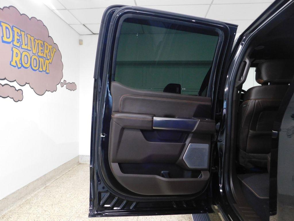 Ford F-450 SD King Ranch Crew Cab DRW 4WD 2024