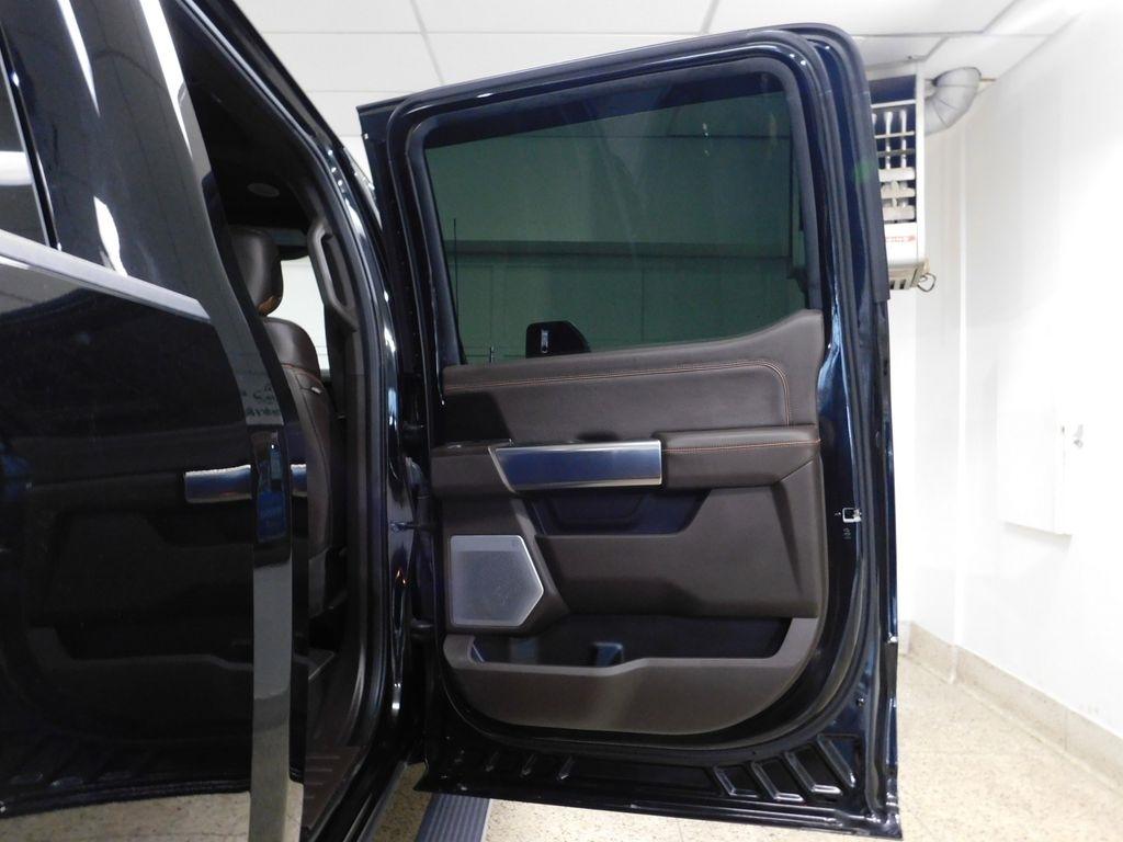 Ford F-450 SD King Ranch Crew Cab DRW 4WD 2024