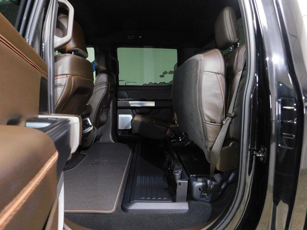 Ford F-450 SD King Ranch Crew Cab DRW 4WD 2024