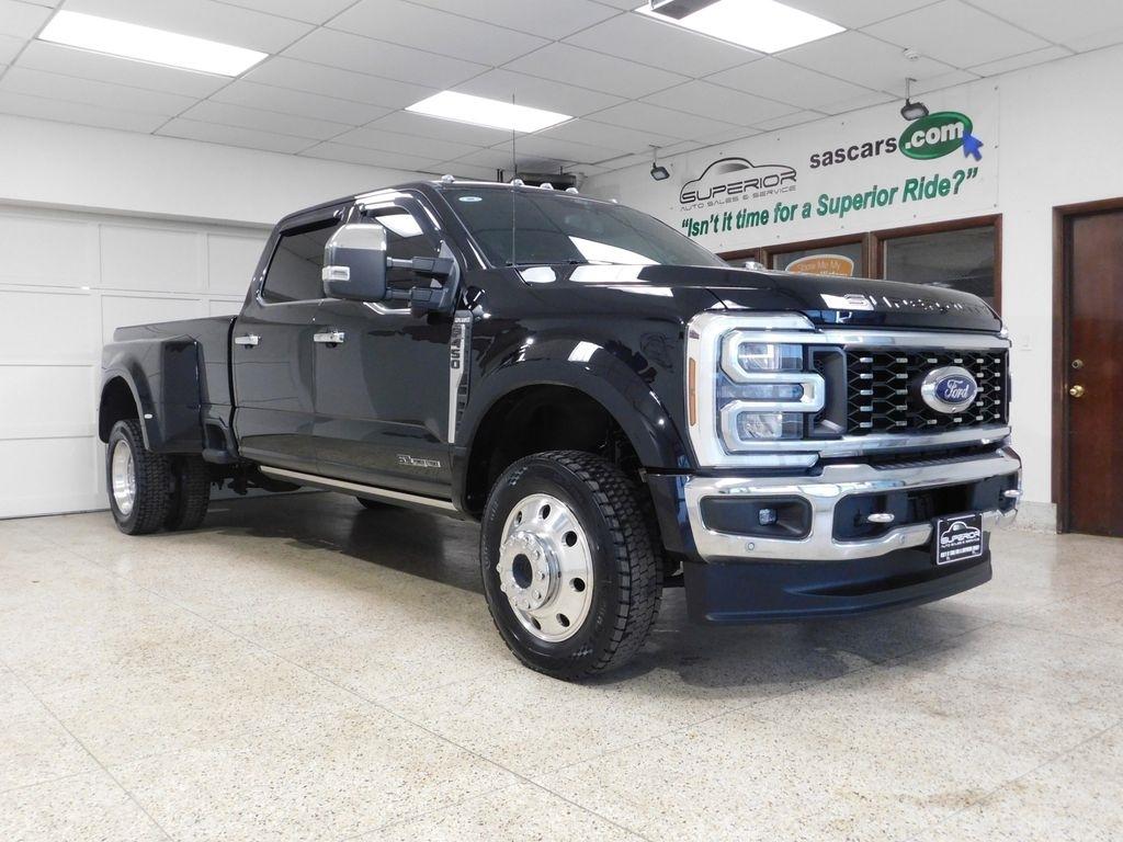 Ford F-450 SD King Ranch Crew Cab DRW 4WD 2024
