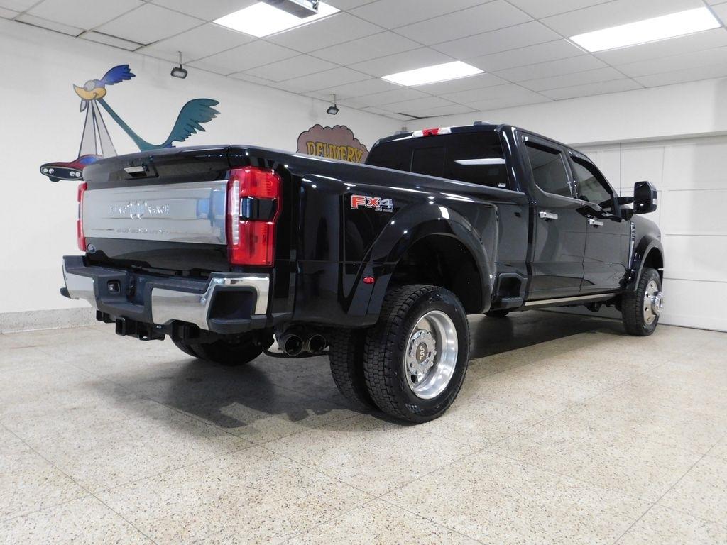 Ford F-450 SD King Ranch Crew Cab DRW 4WD 2024