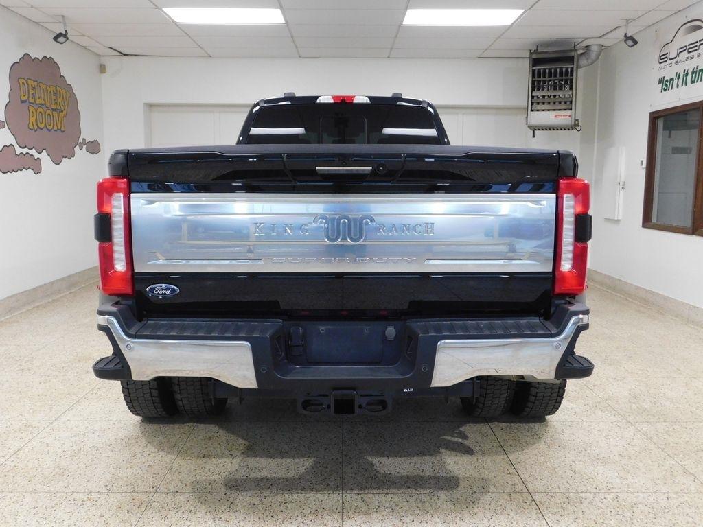 Ford F-450 SD King Ranch Crew Cab DRW 4WD 2024