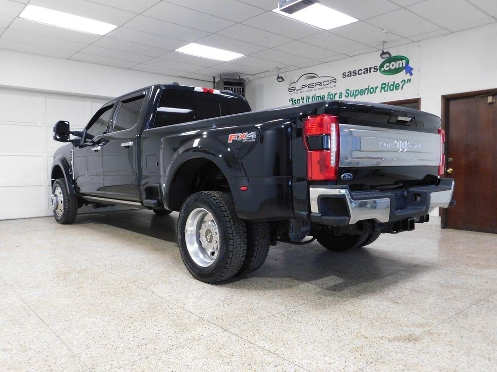 Ford F-450 SD King Ranch Crew Cab DRW 4WD 2024