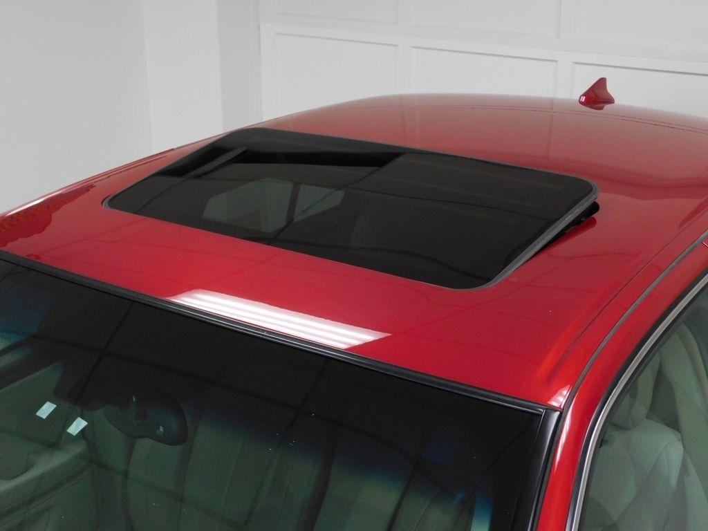 Cadillac DTS Luxury 2011