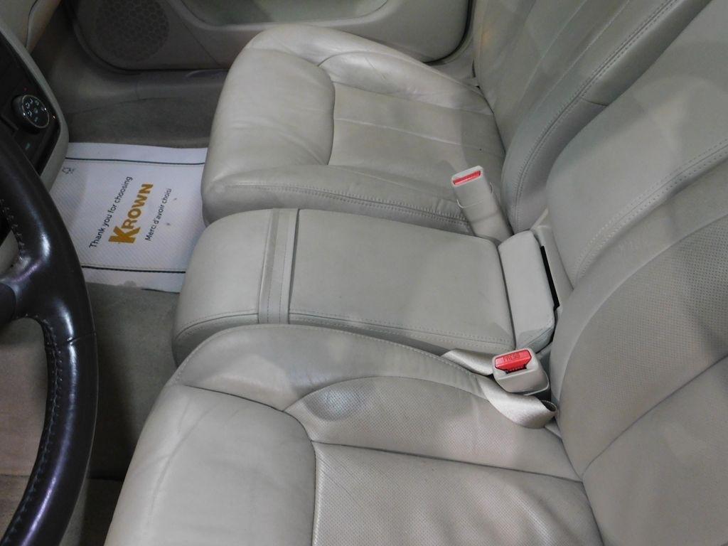 Cadillac DTS Luxury 2011