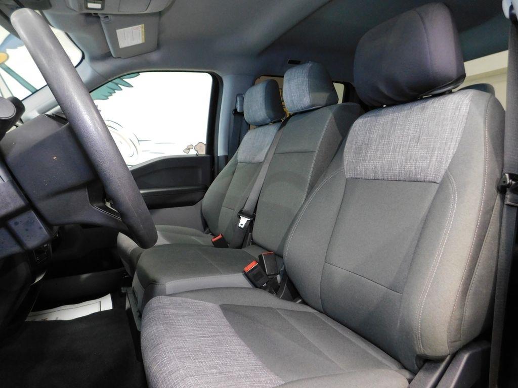 Ford F-250 SD XLT Crew Cab 4WD 2023