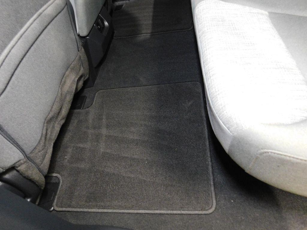 Ford F-250 SD XLT Crew Cab 4WD 2023