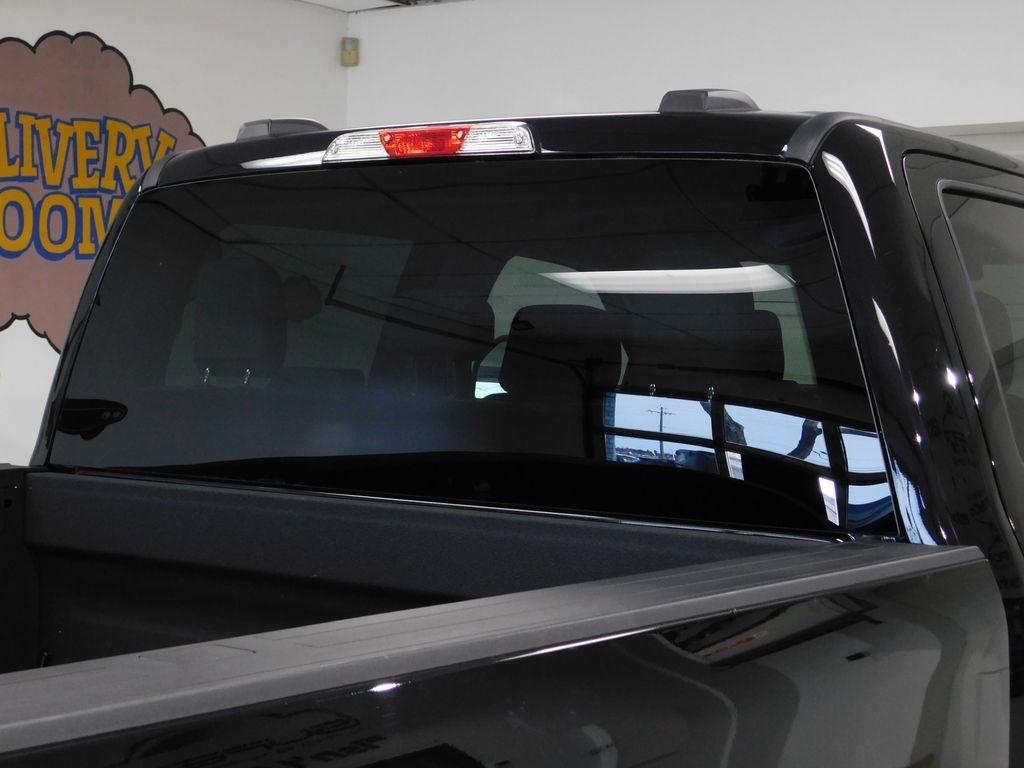 Ford F-250 SD XLT Crew Cab 4WD 2023