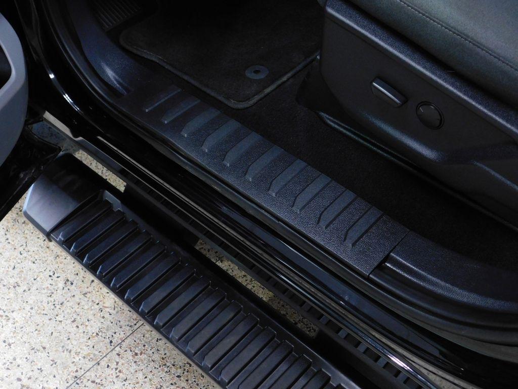 Ford F-250 SD XLT Crew Cab 4WD 2023