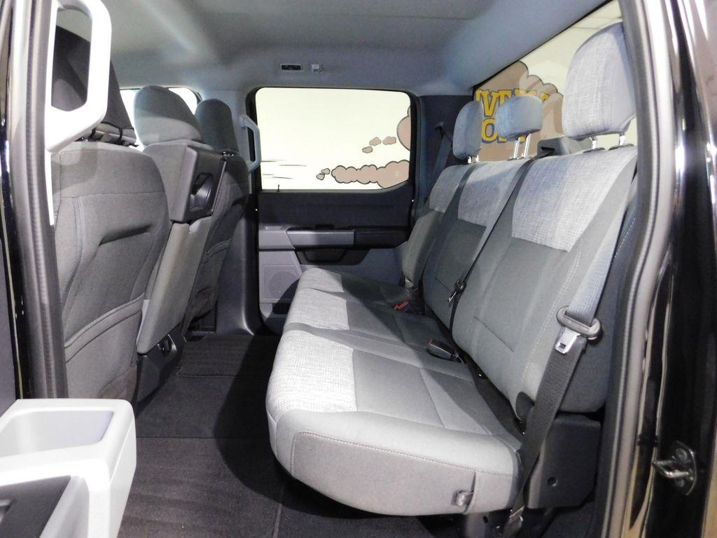 Ford F-250 SD XLT Crew Cab 4WD 2023