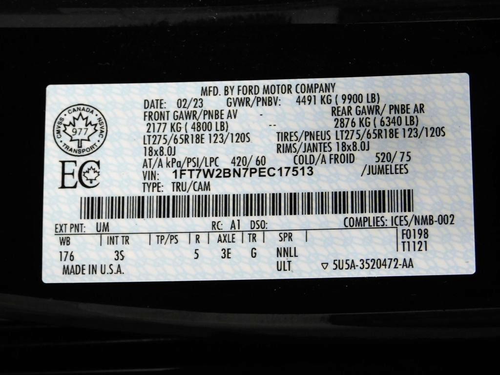 Ford F-250 SD XLT Crew Cab 4WD 2023