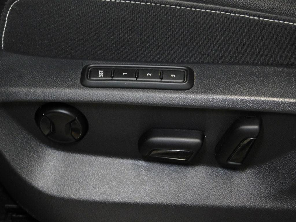 Volkswagen Atlas Cross Sport V6 SEL Premium R-Line 4MOTION 2023