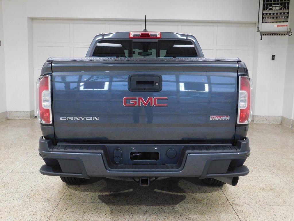 GMC Canyon SLE Crew Cab 4WD Long Box 2016
