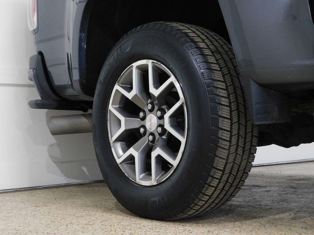 GMC Canyon SLE Crew Cab 4WD Long Box 2016