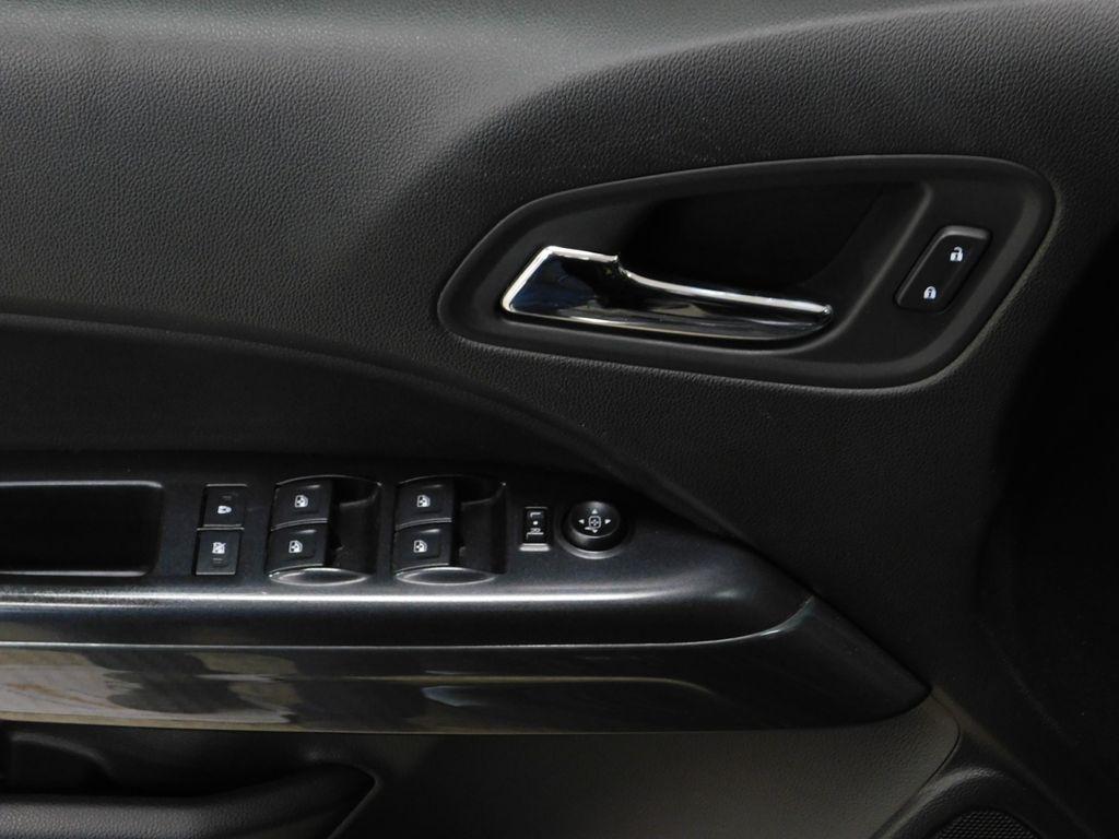 GMC Canyon SLE Crew Cab 4WD Long Box 2016