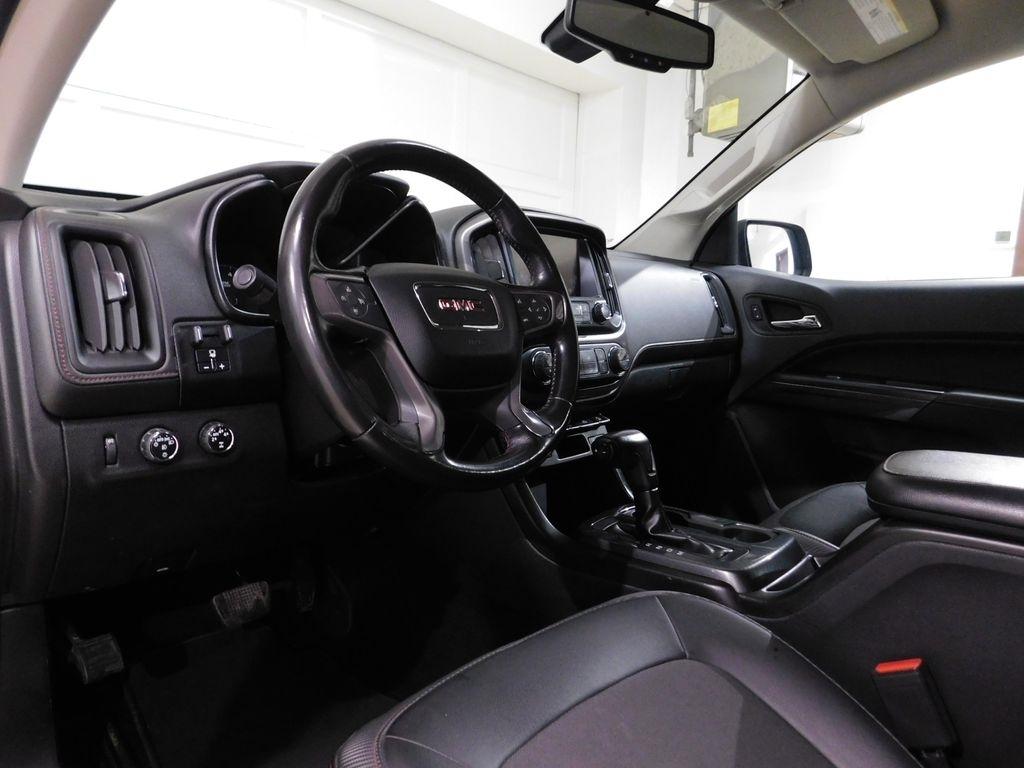 GMC Canyon SLE Crew Cab 4WD Long Box 2016