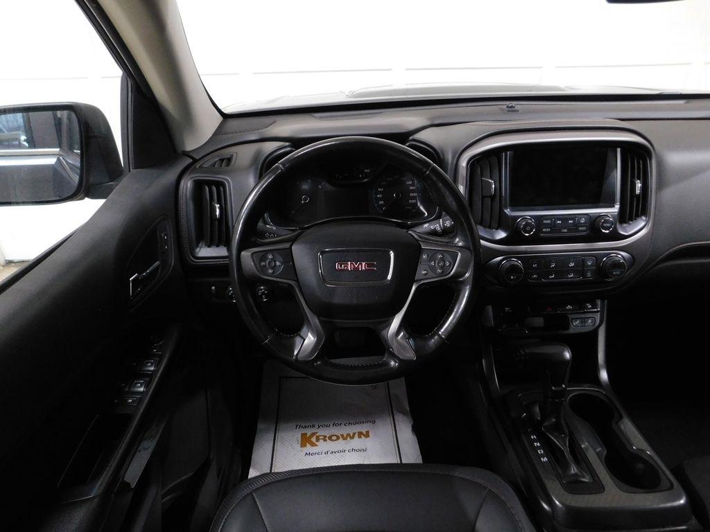 GMC Canyon SLE Crew Cab 4WD Long Box 2016