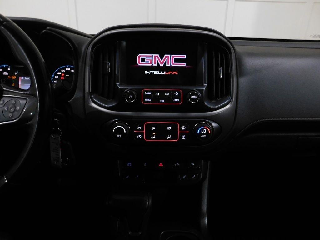 GMC Canyon SLE Crew Cab 4WD Long Box 2016