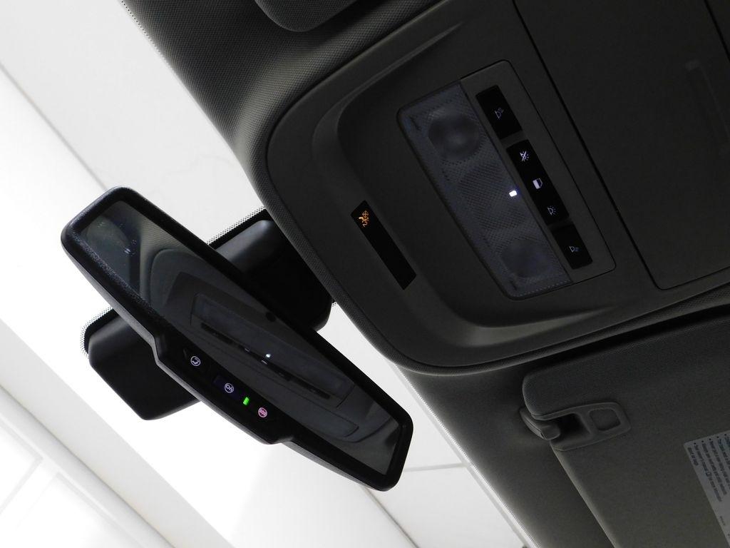 GMC Canyon SLE Crew Cab 4WD Long Box 2016