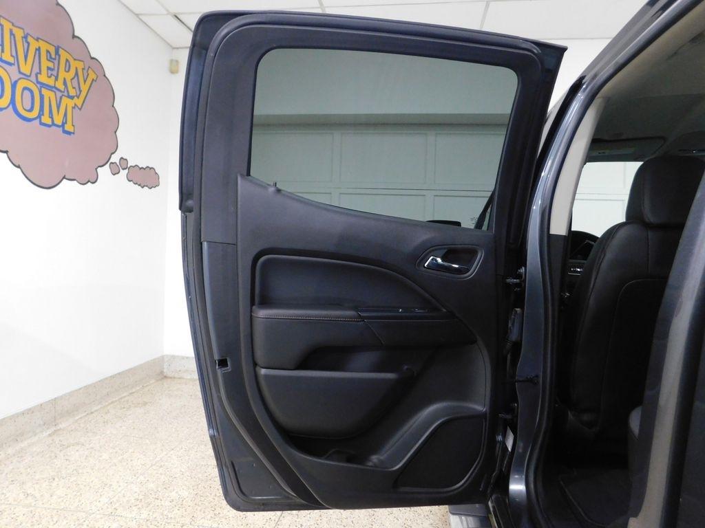 GMC Canyon SLE Crew Cab 4WD Long Box 2016