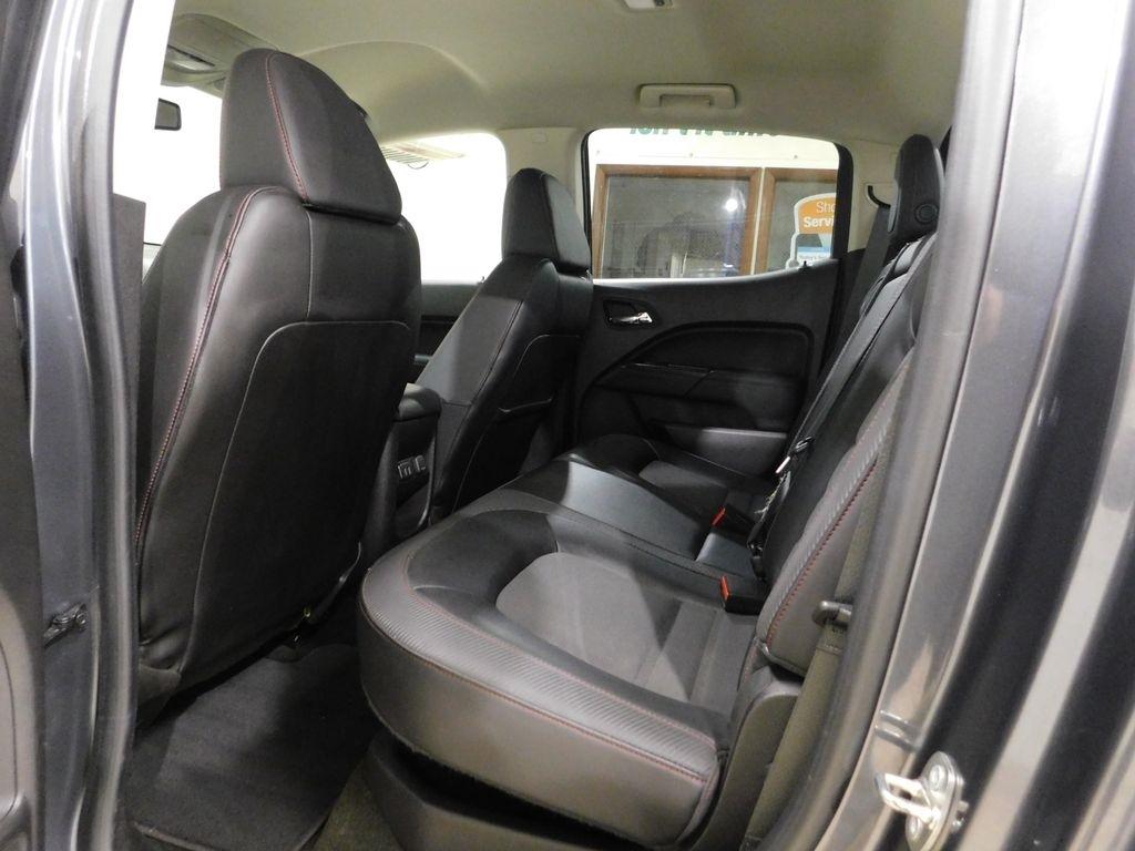 GMC Canyon SLE Crew Cab 4WD Long Box 2016