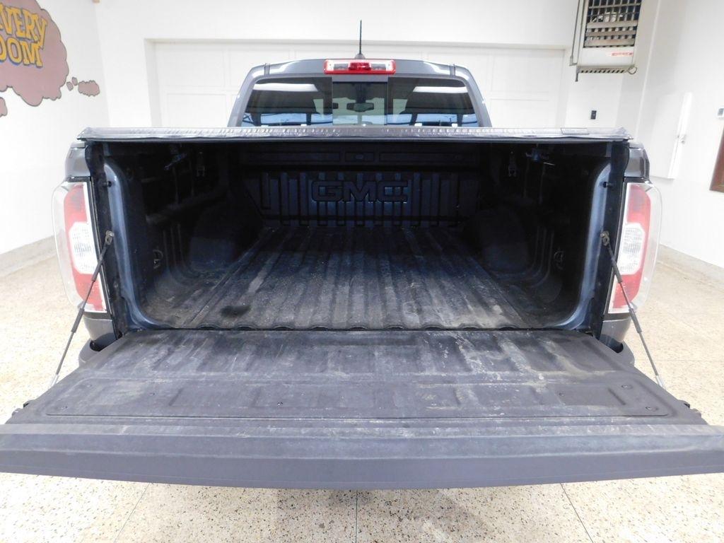 GMC Canyon SLE Crew Cab 4WD Long Box 2016