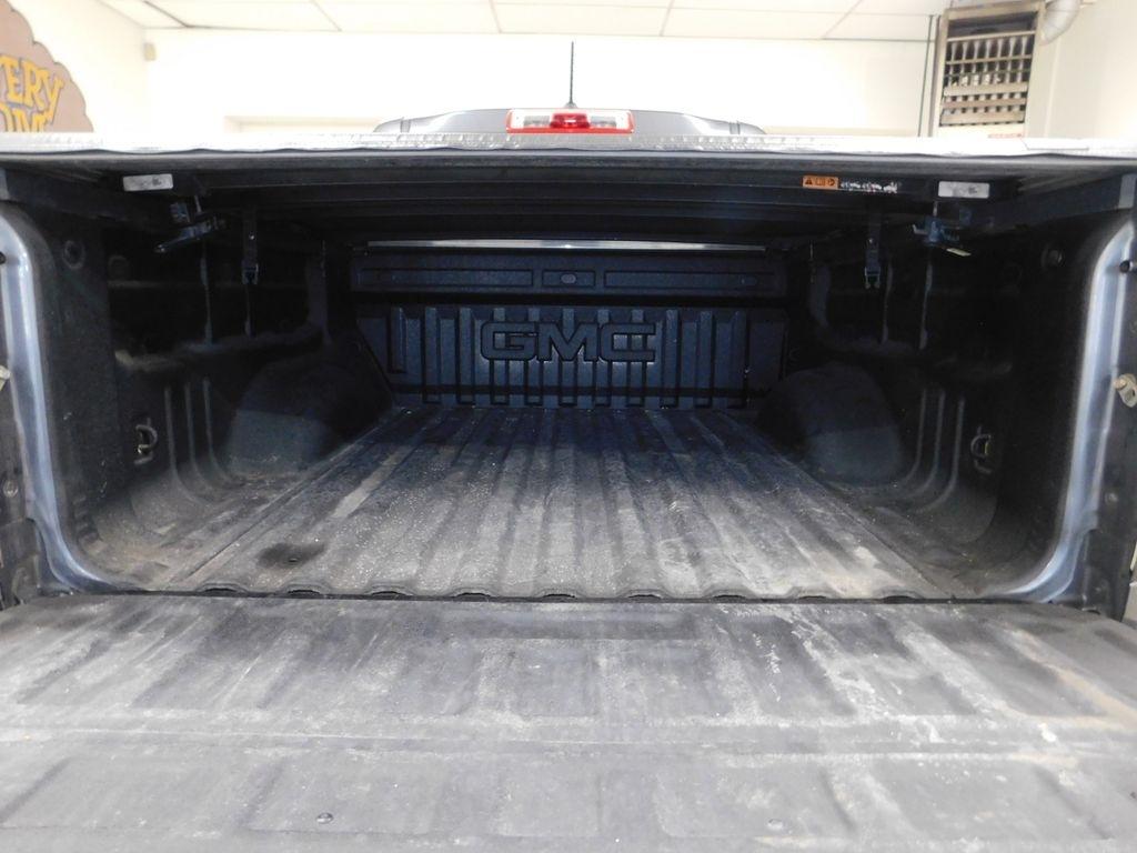 GMC Canyon SLE Crew Cab 4WD Long Box 2016