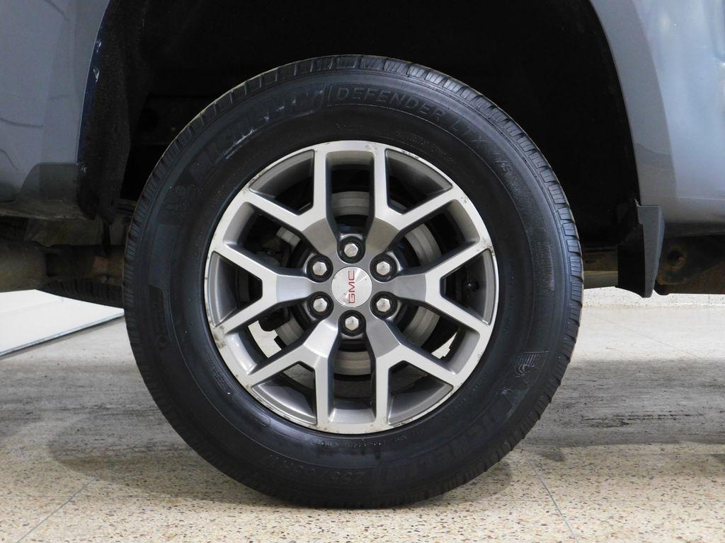 GMC Canyon SLE Crew Cab 4WD Long Box 2016