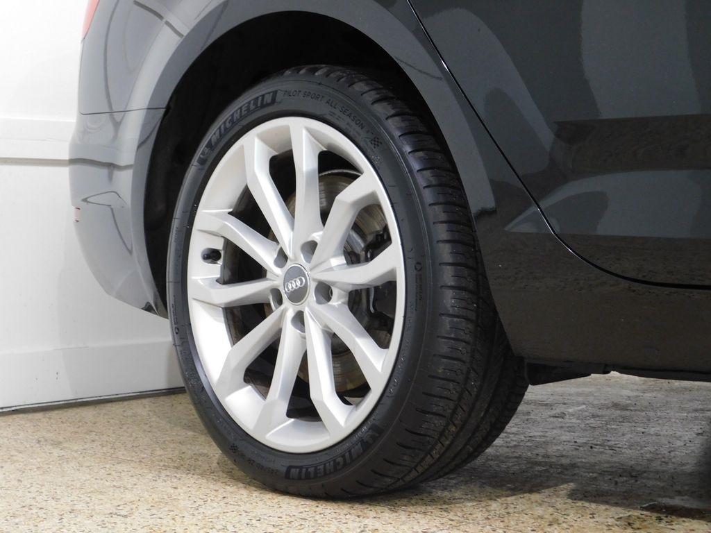 Audi A4 2.0T Progressiv quattro Sedan 2017