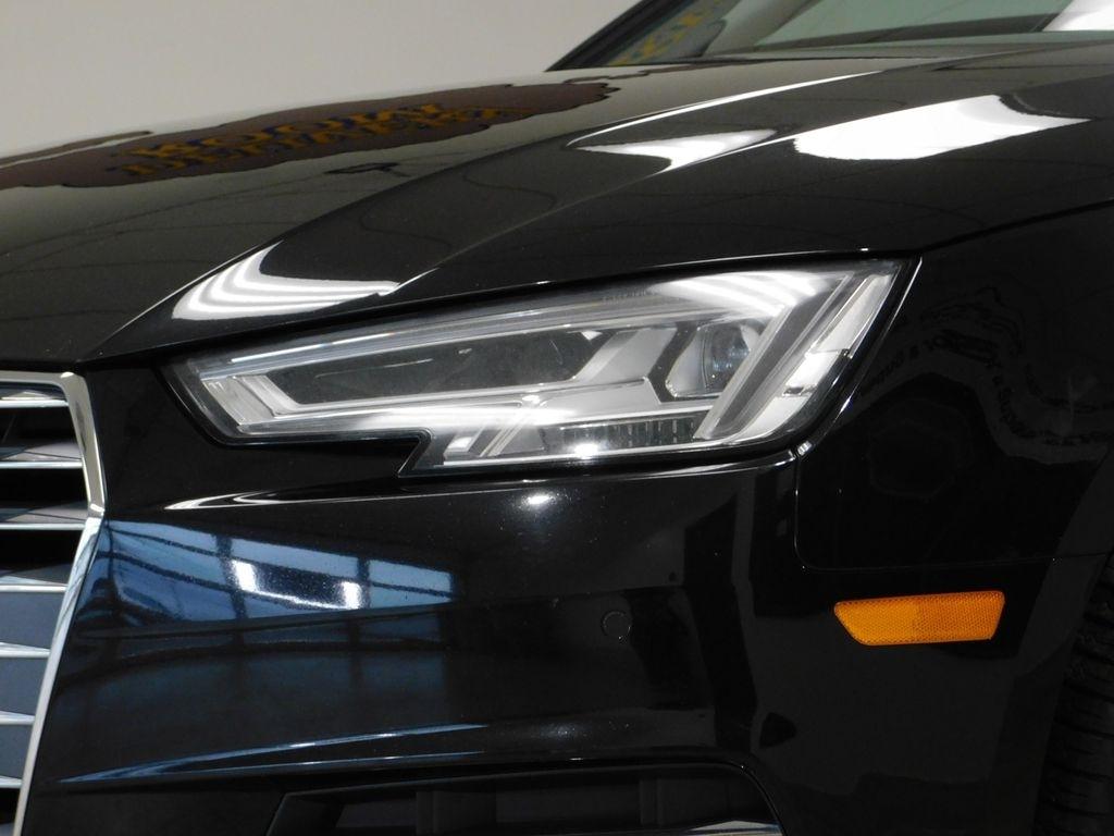 Audi A4 2.0T Progressiv quattro Sedan 2017