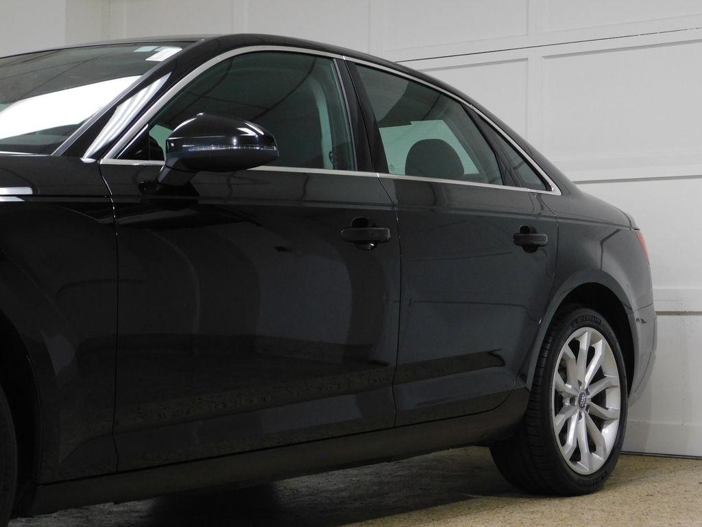 Audi A4 2.0T Progressiv quattro Sedan 2017