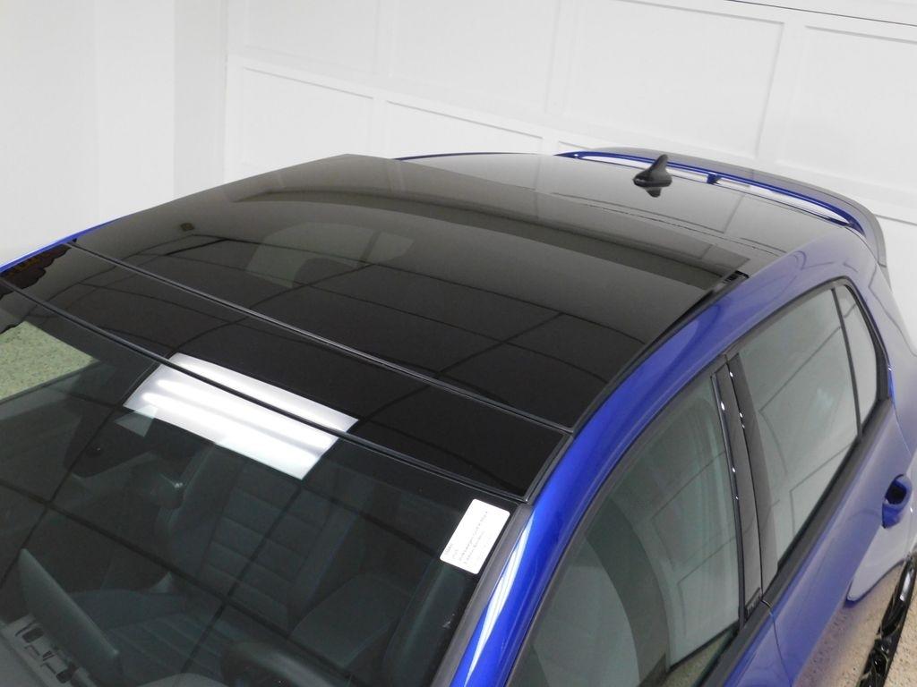 Volkswagen Golf R Black Edition 2025