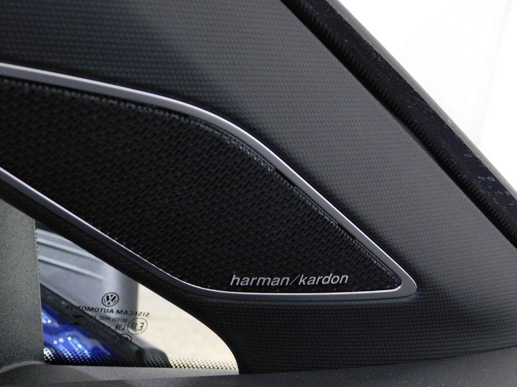 Volkswagen Golf R Black Edition 2025