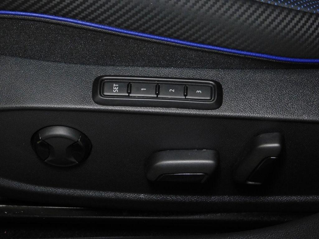 Volkswagen Golf R Black Edition 2025