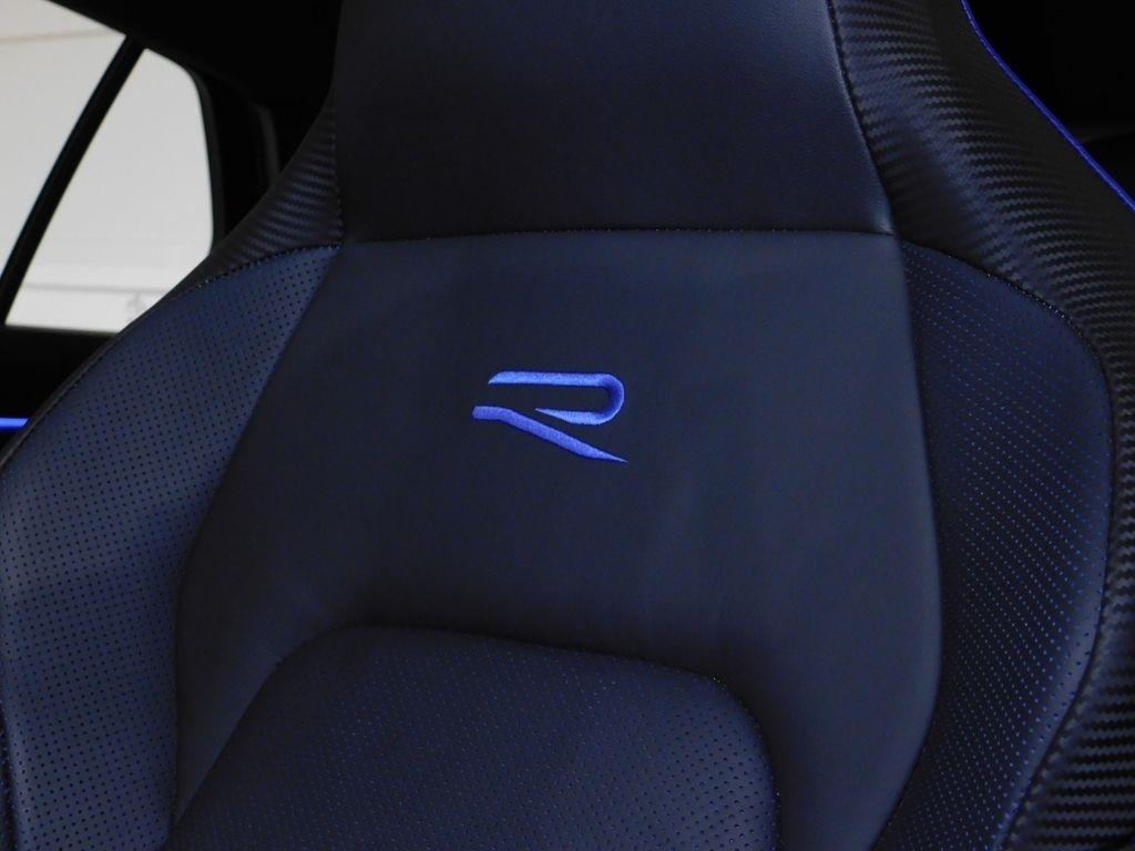 Volkswagen Golf R Black Edition 2025