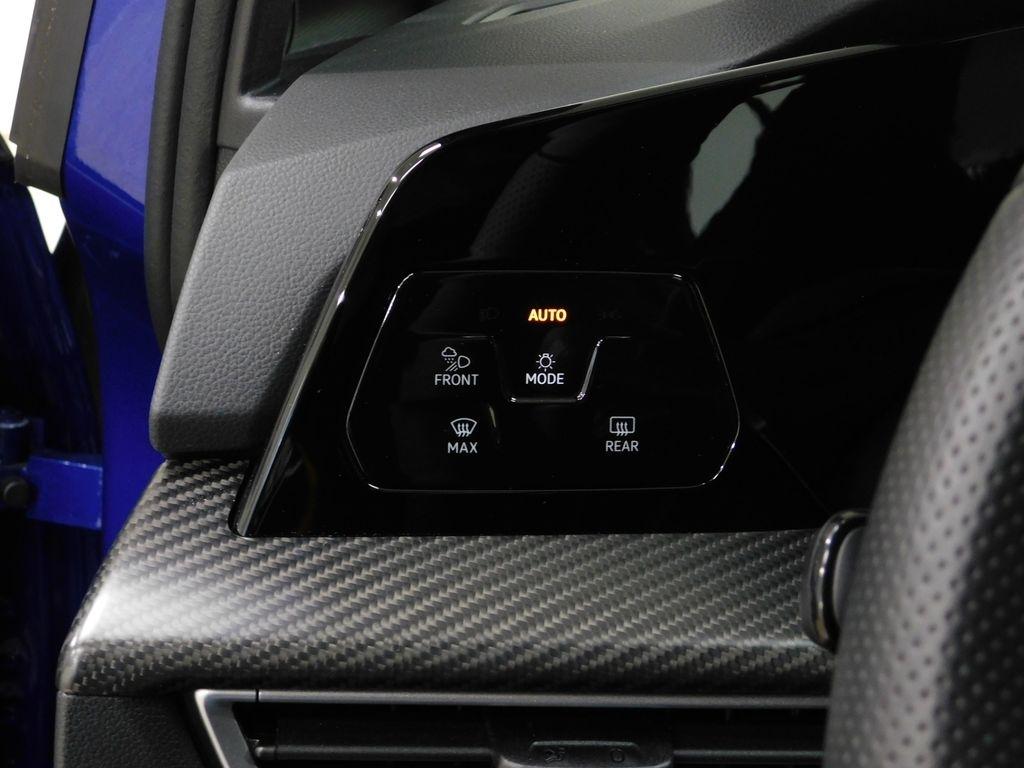 Volkswagen Golf R Black Edition 2025