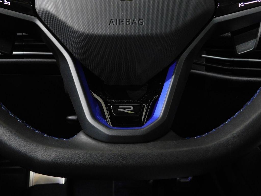 Volkswagen Golf R Black Edition 2025