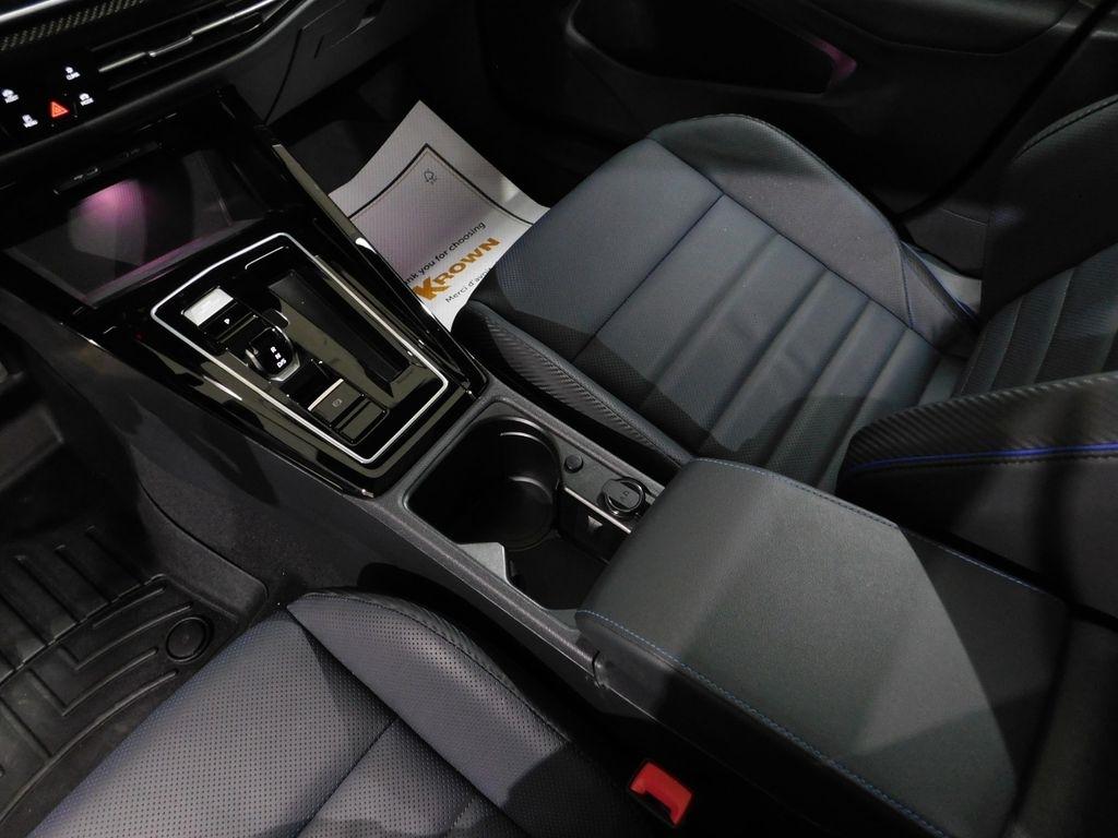 Volkswagen Golf R Black Edition 2025