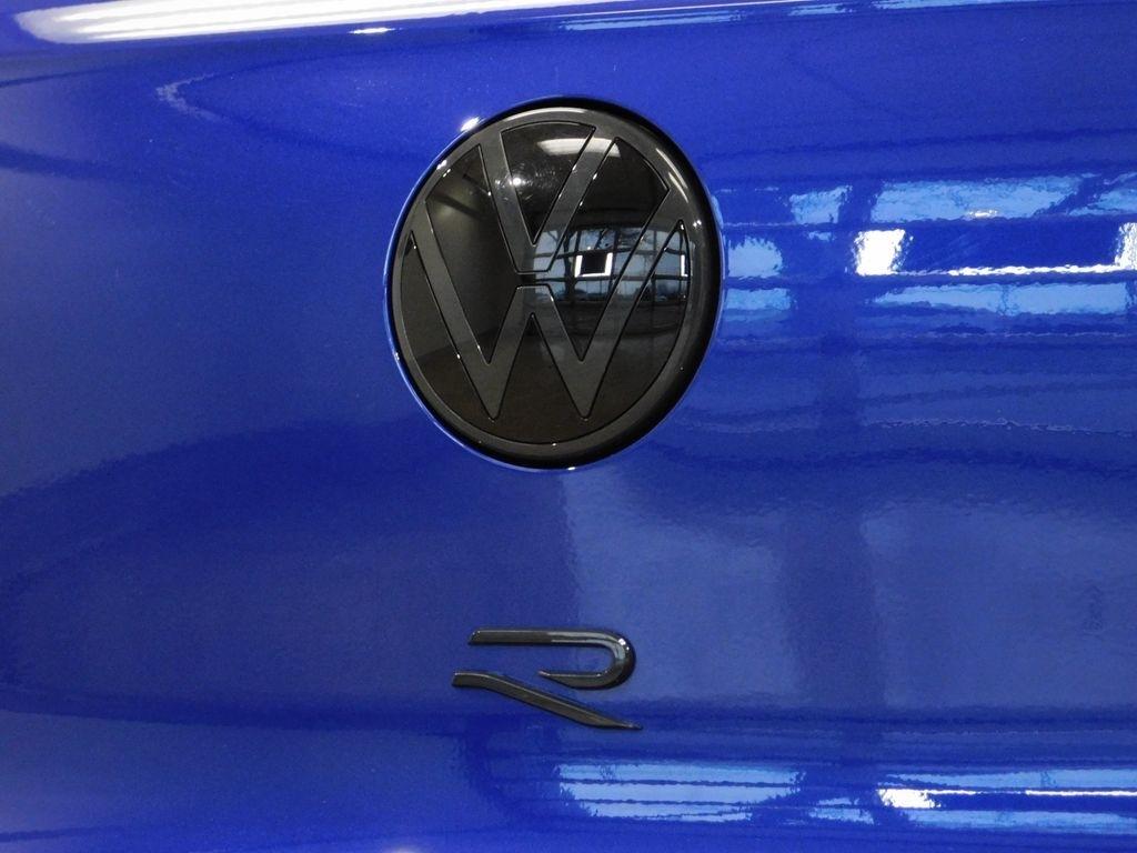 Volkswagen Golf R Black Edition 2025