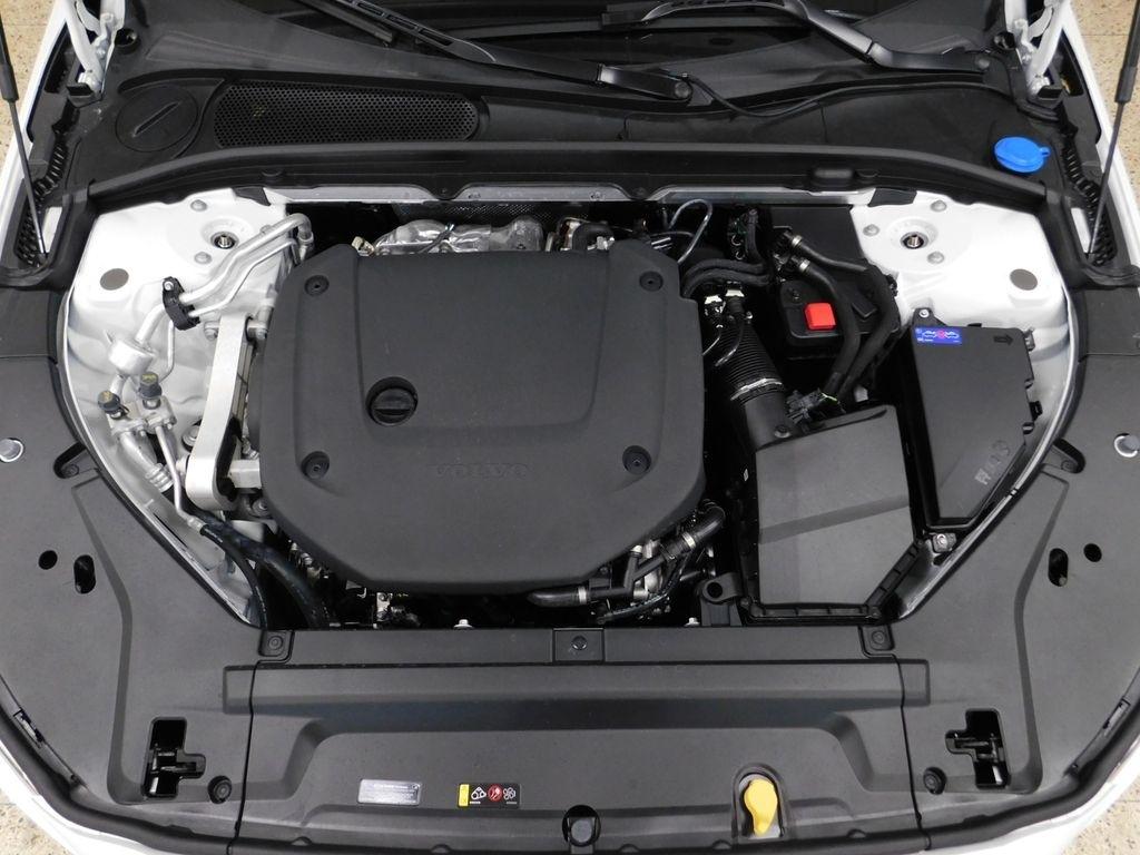 Volvo V90 Cross Country B6 Ultra 2026