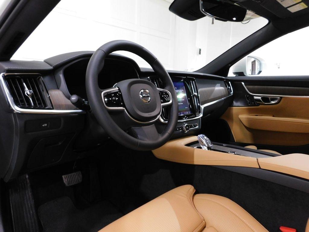 Volvo V90 Cross Country B6 Ultra 2026