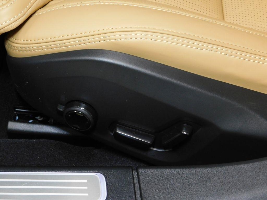 Volvo V90 Cross Country B6 Ultra 2026